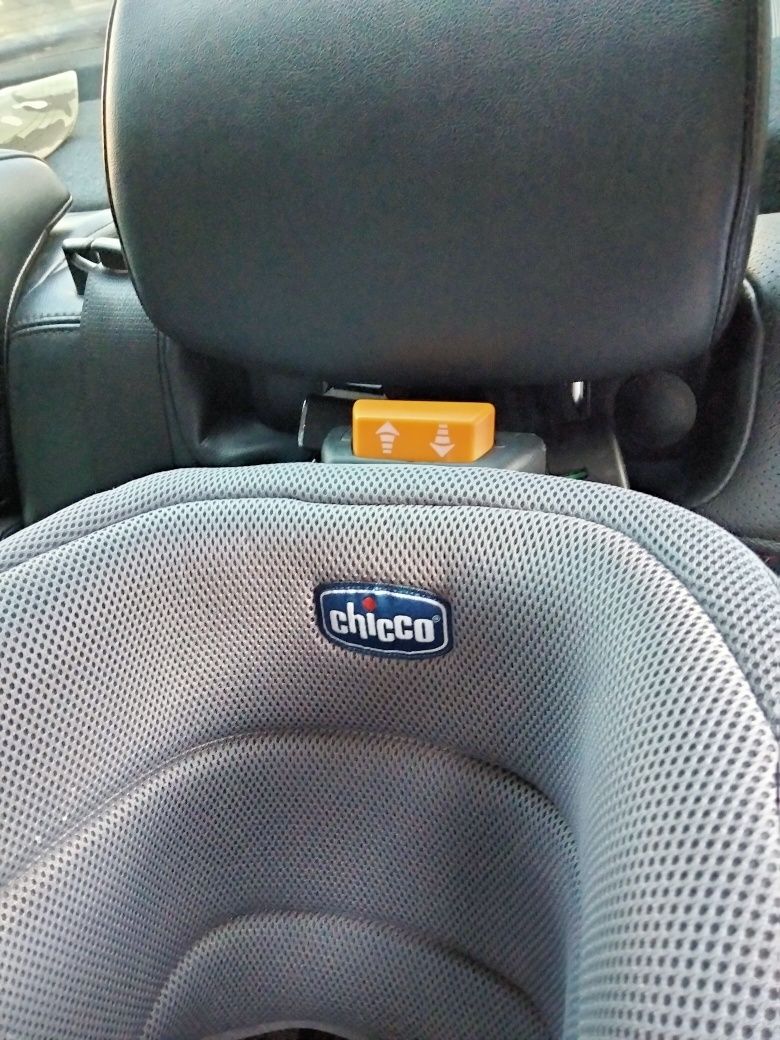 Автокресло Chicco Oasys 1 Evo Isofix