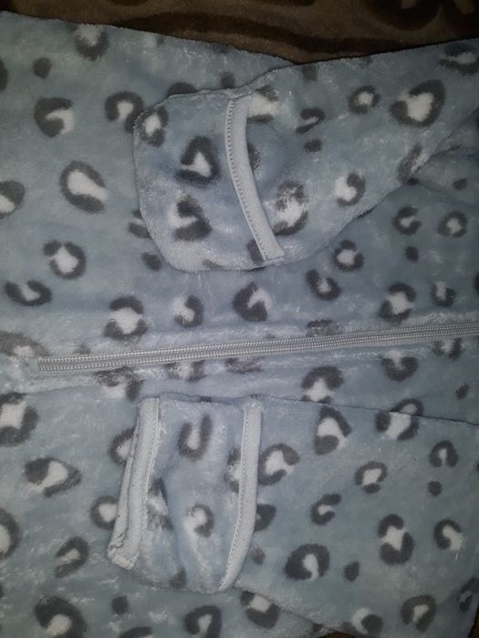 Pajacyk pajac welurowy roz 92-98, przebranie pantery