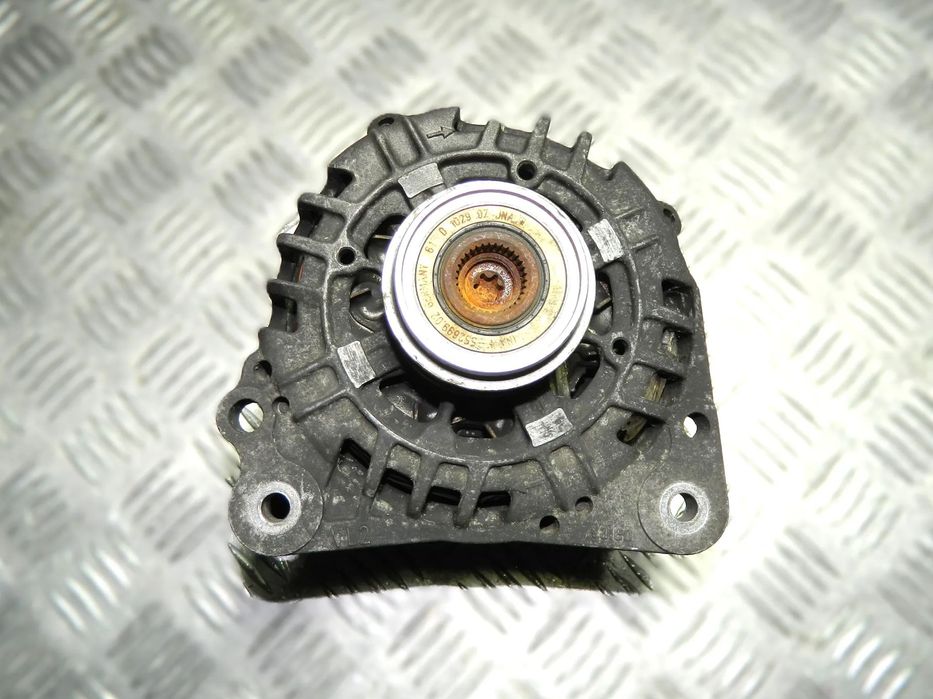 Audi A4 B5 Skoda Superb I VW Passat B5 alternator 1.9 2.0 TDI