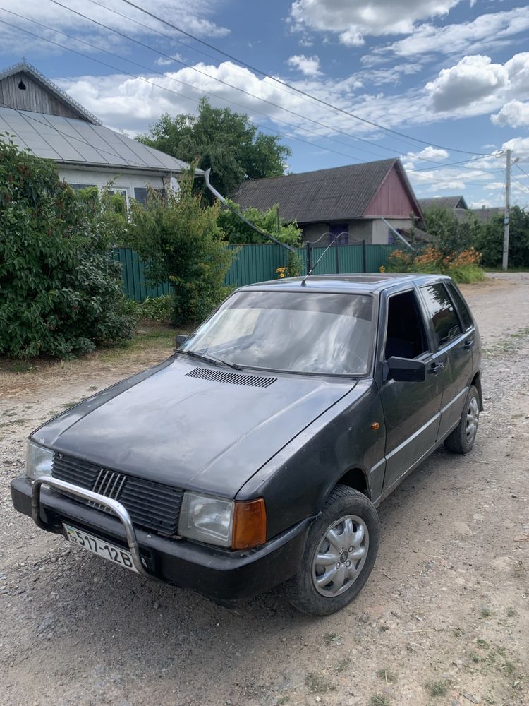 Продам fiat uno 1990