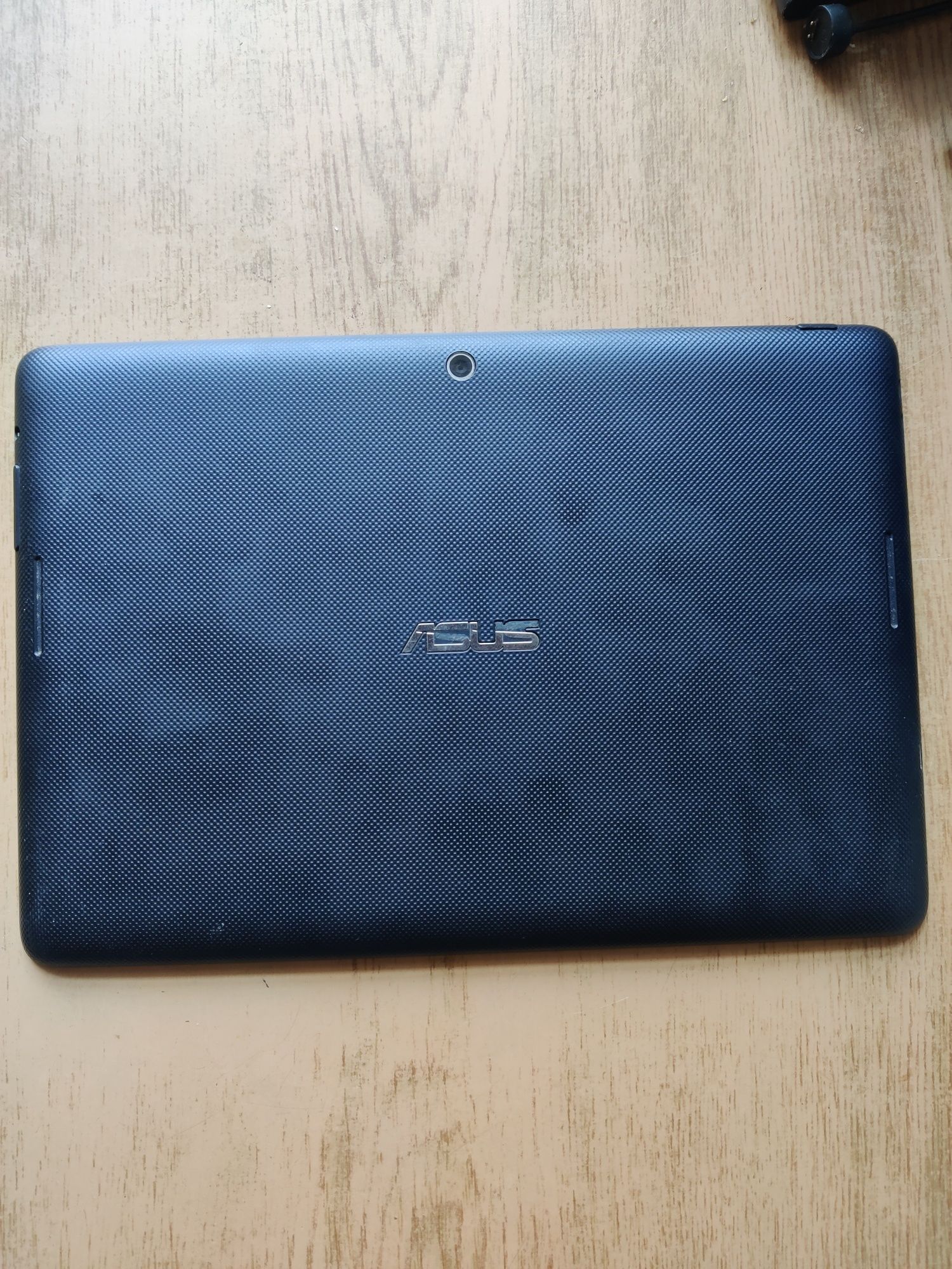 Планшет Asus me302c