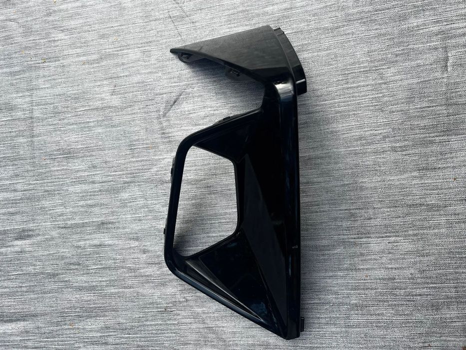 BMW G01 X3 G02 X4 Osłona Wlotu Powietrza Lewy Przód 8081213