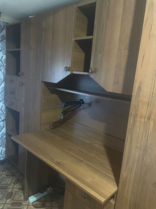 Продаю дитячу стінку у гарному стані