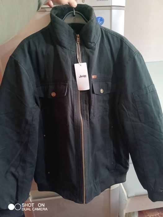 Зимова чоловіча куртка Jeep