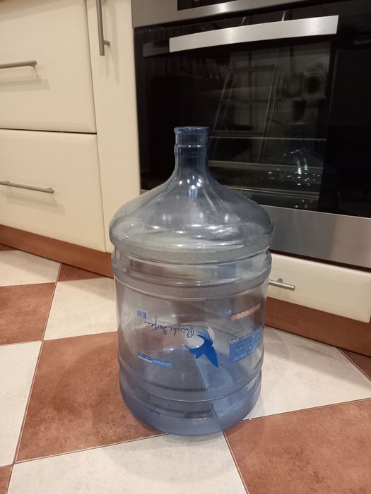 Бутилi  для  води