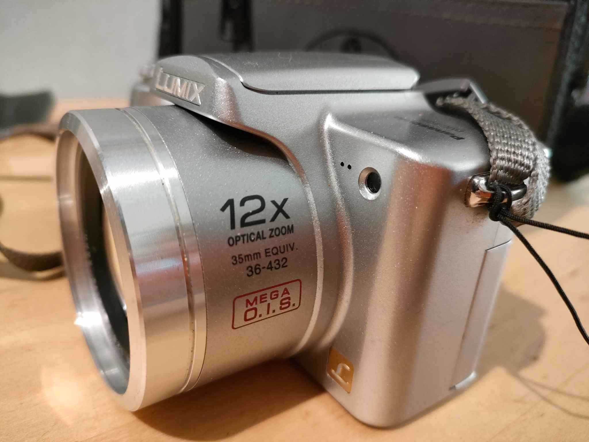 Aparat Panasonic Lumix DMC FZ8