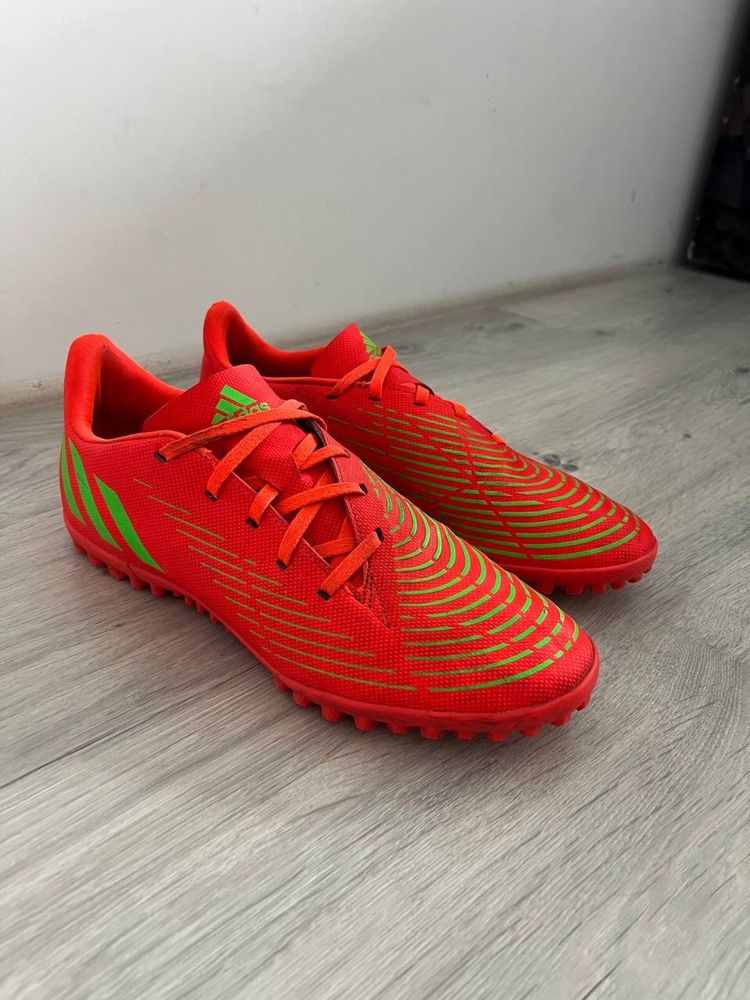 сороконіжки adidas predator edge.4 tf red