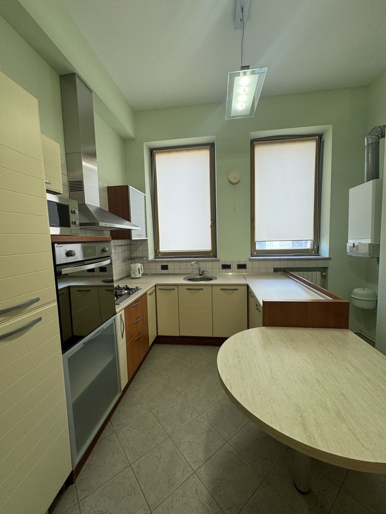 Продаю 4 комн. квартиру 140м2 ул.Сумская, 122 с автоном.отоплением