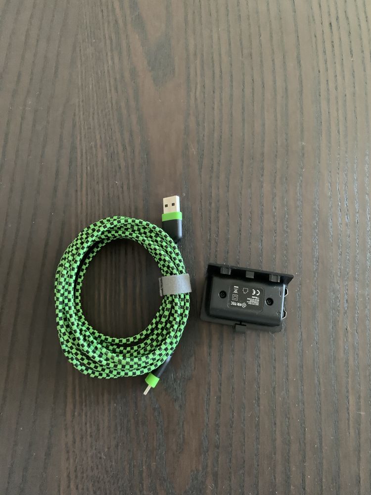 Play And Charge Kit Xbox Series X/S