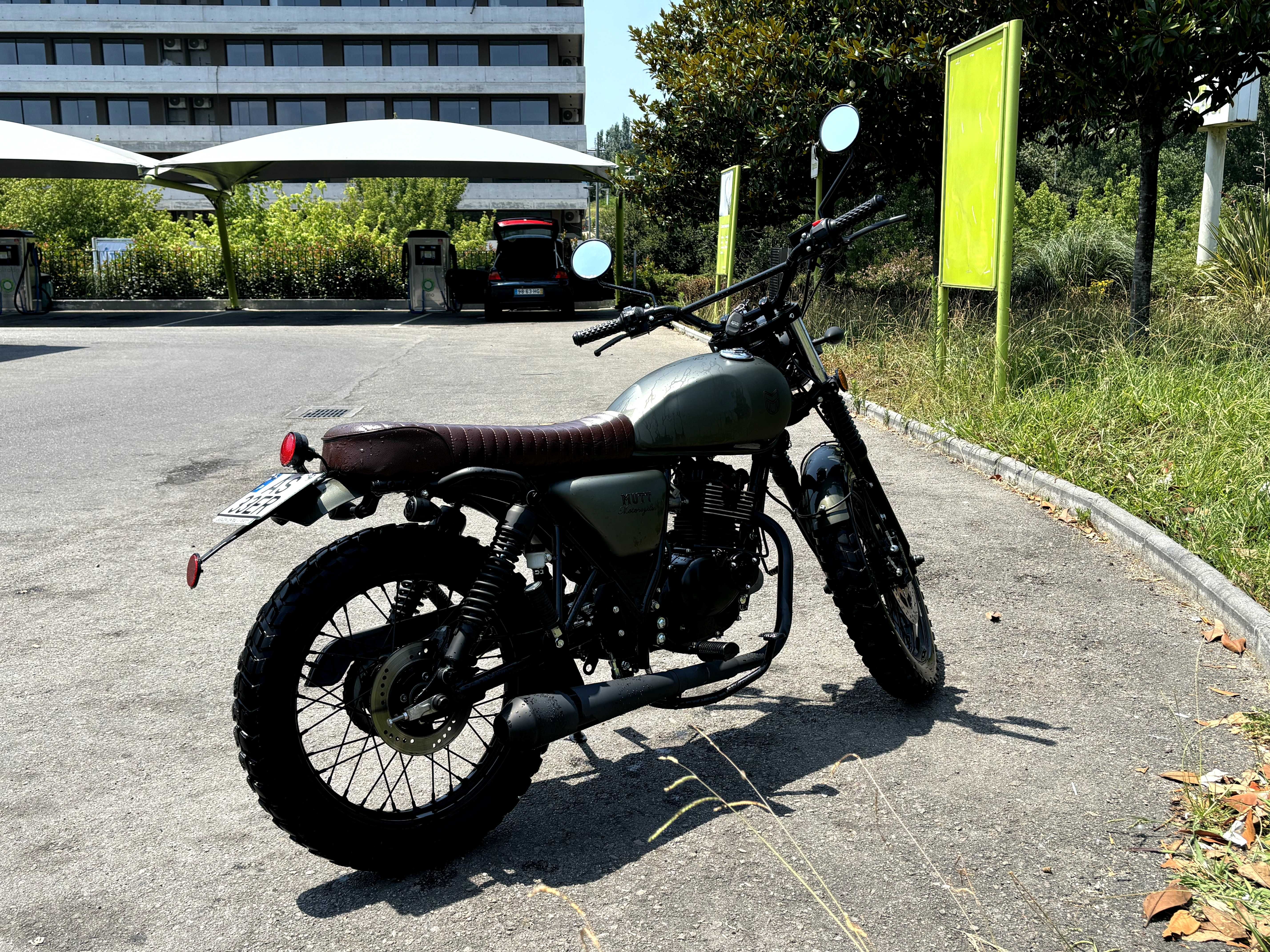 Mutt hilts 125 matt green