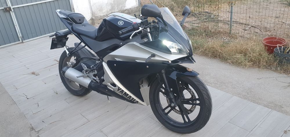 Yamaha YZF125R 125CC