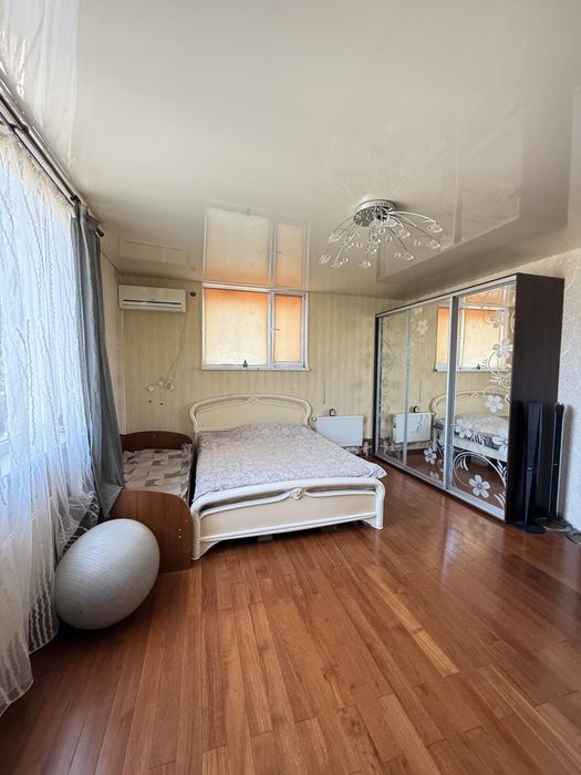 Дом на 5 сотках на Таирова (210-980)