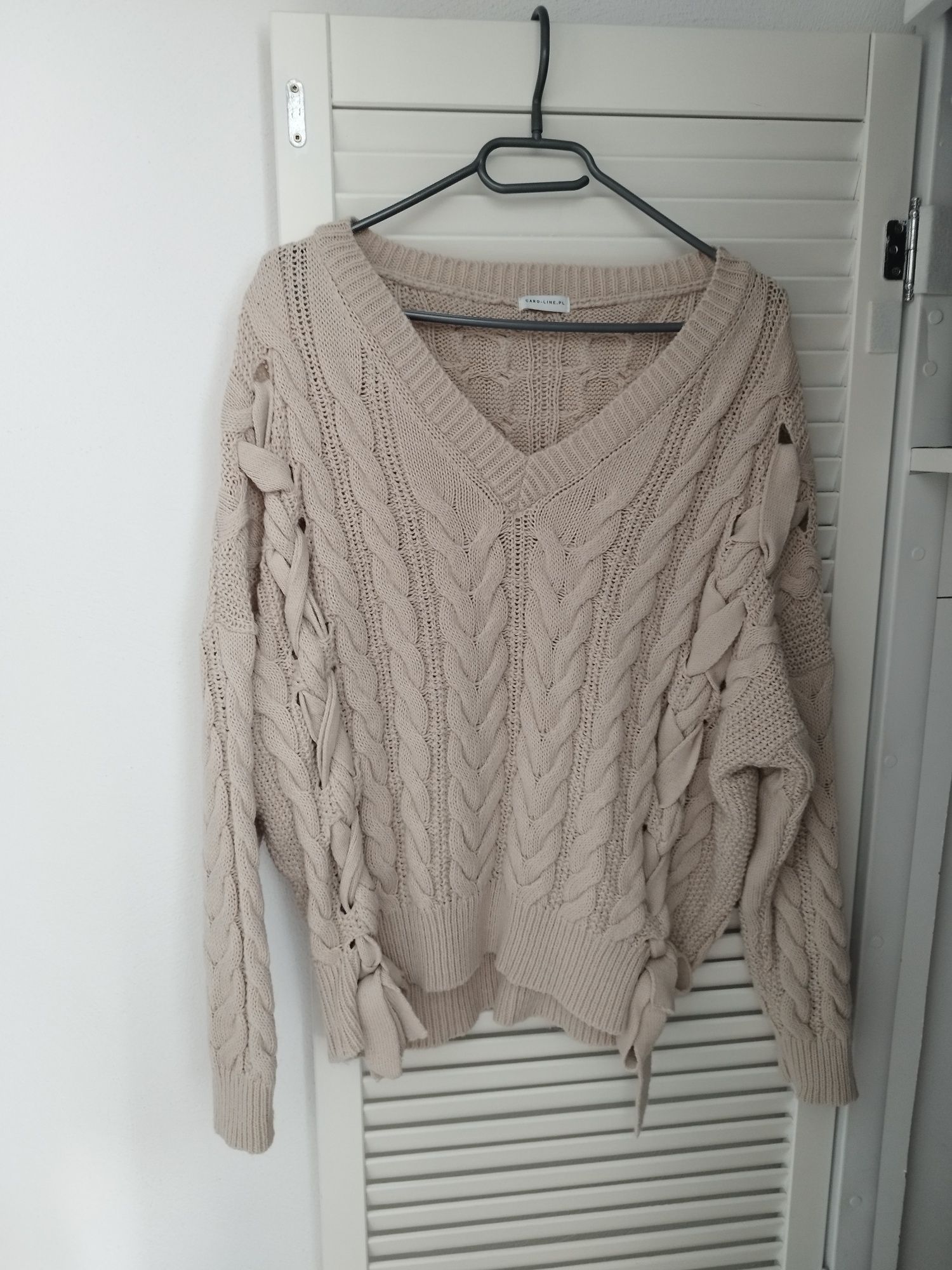 Sweter Caro-line