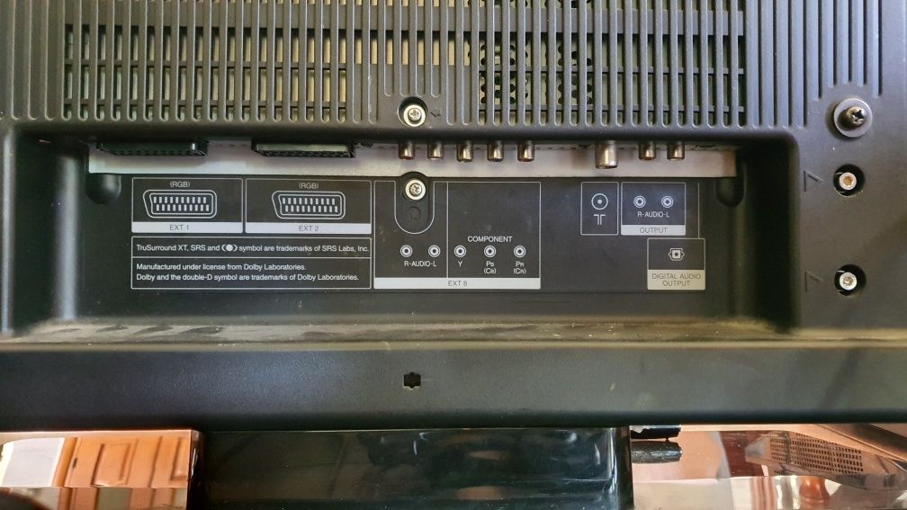 TV sharp aquos 52"z playstation 3 sprawne zestaw to co na zdjęciach