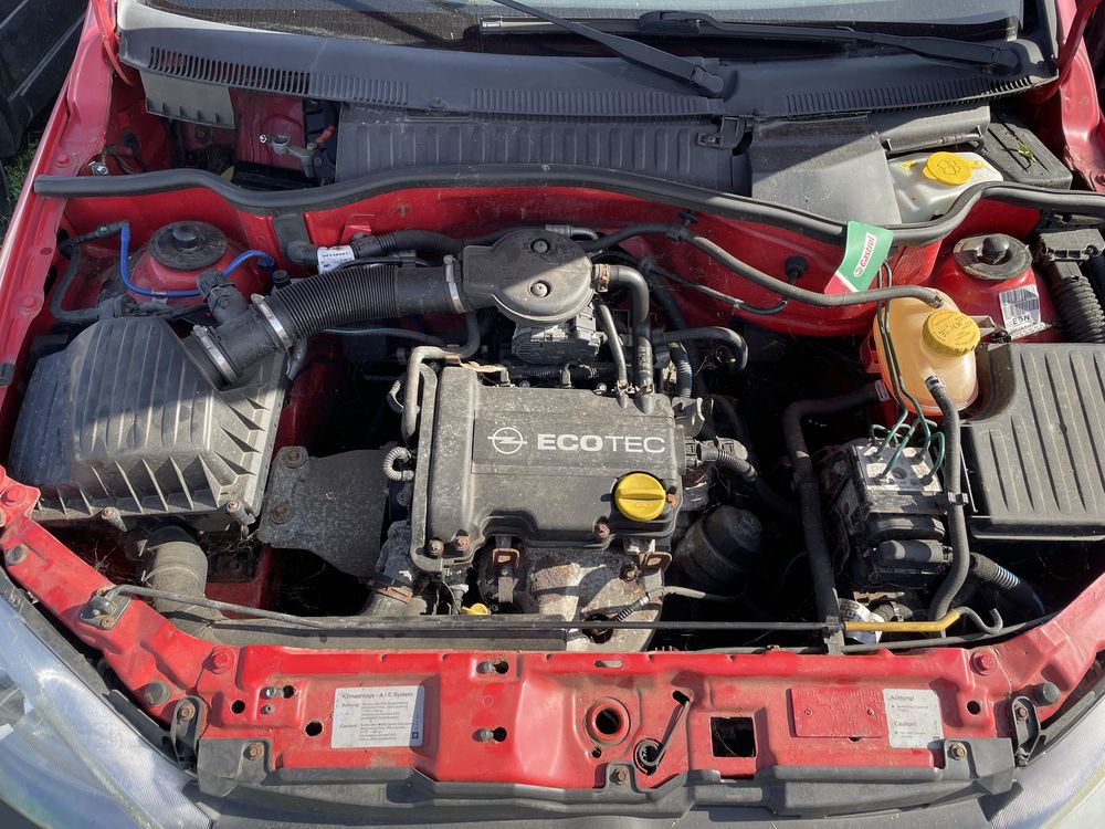 Opel corsa C 1.0 benzyna 2002r klima