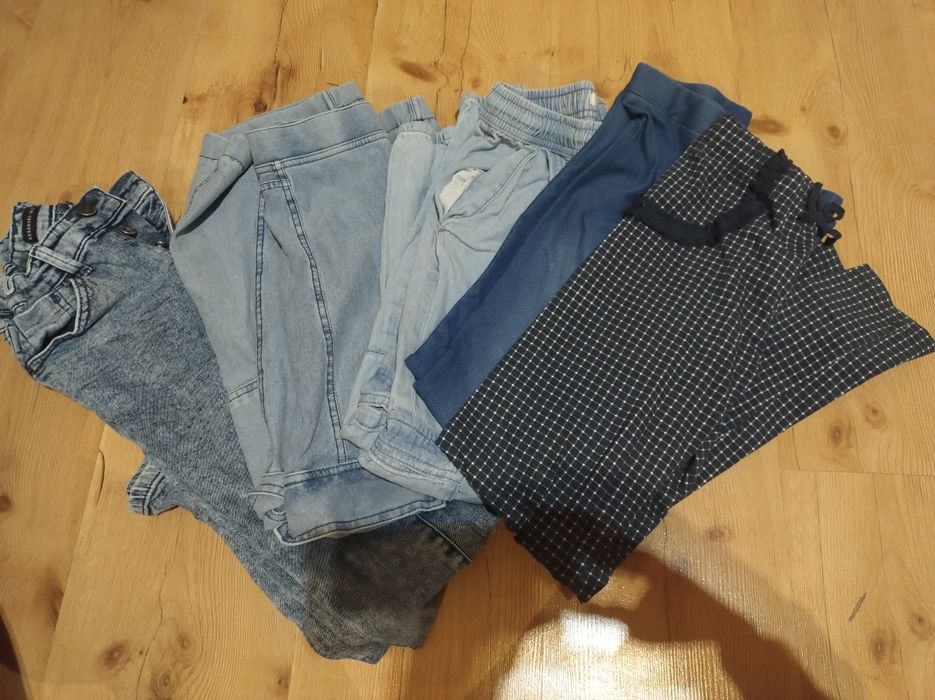 Paka ubrań dla dziewczynki 140/146