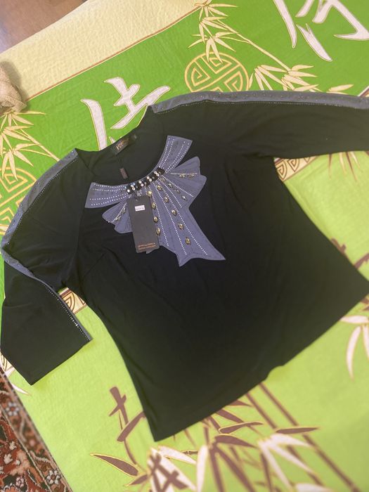 Жіноча кофта