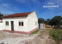 Moradia térrea com anexo e logradouro – Castelhanas, Louriçal, Pombal