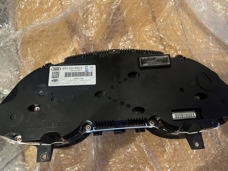 Панель приборів Ауді Q5