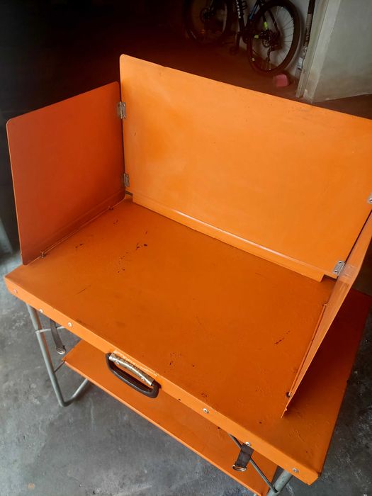 Mesa de cozinha de campismo