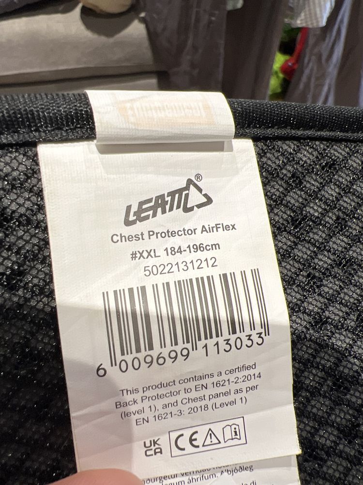 Leatt airflex - oferta de portes  ! Protecao de peito e costas