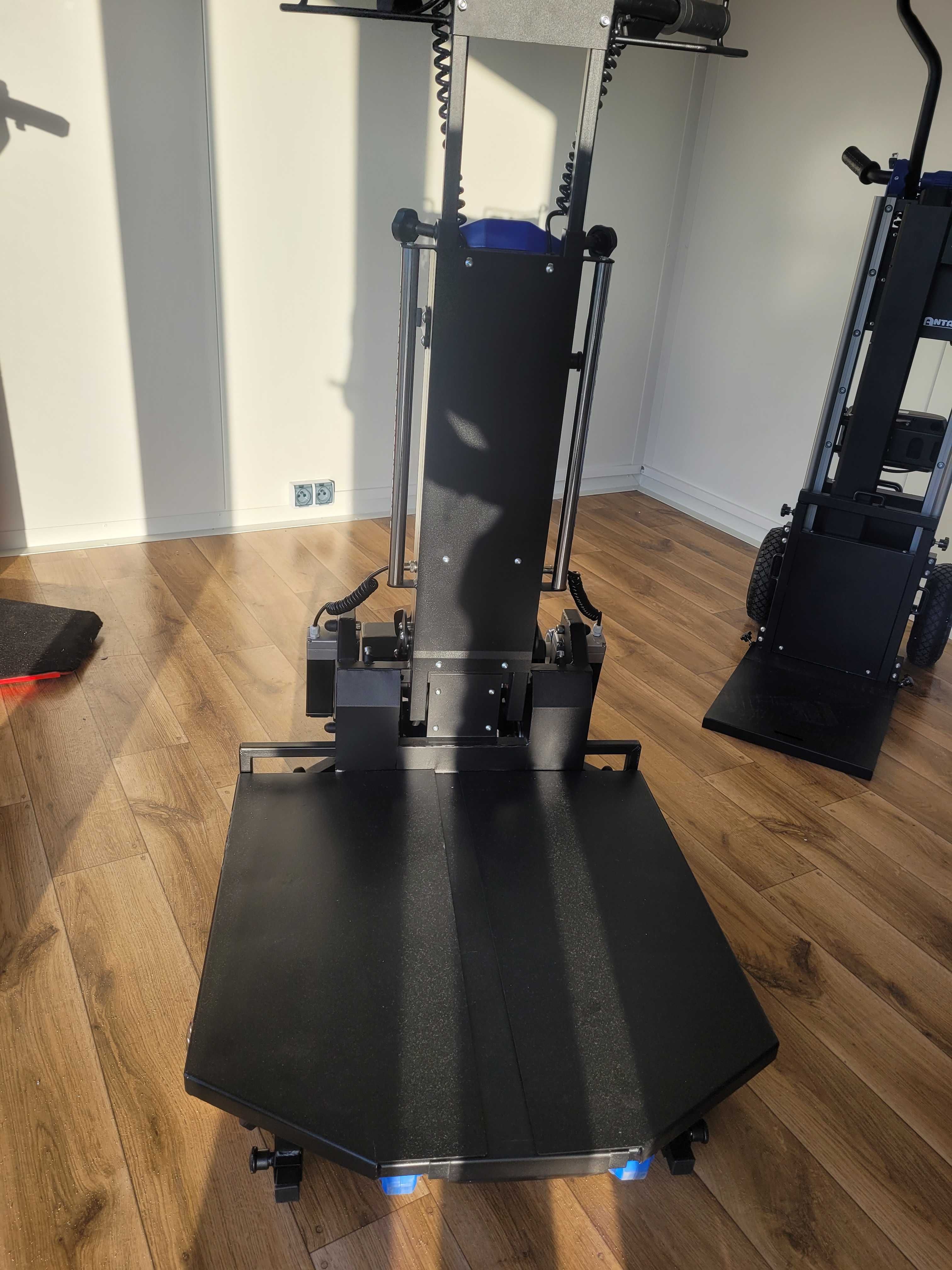 Schodołaz towarowy Antano Donkey Tracked do 350kg