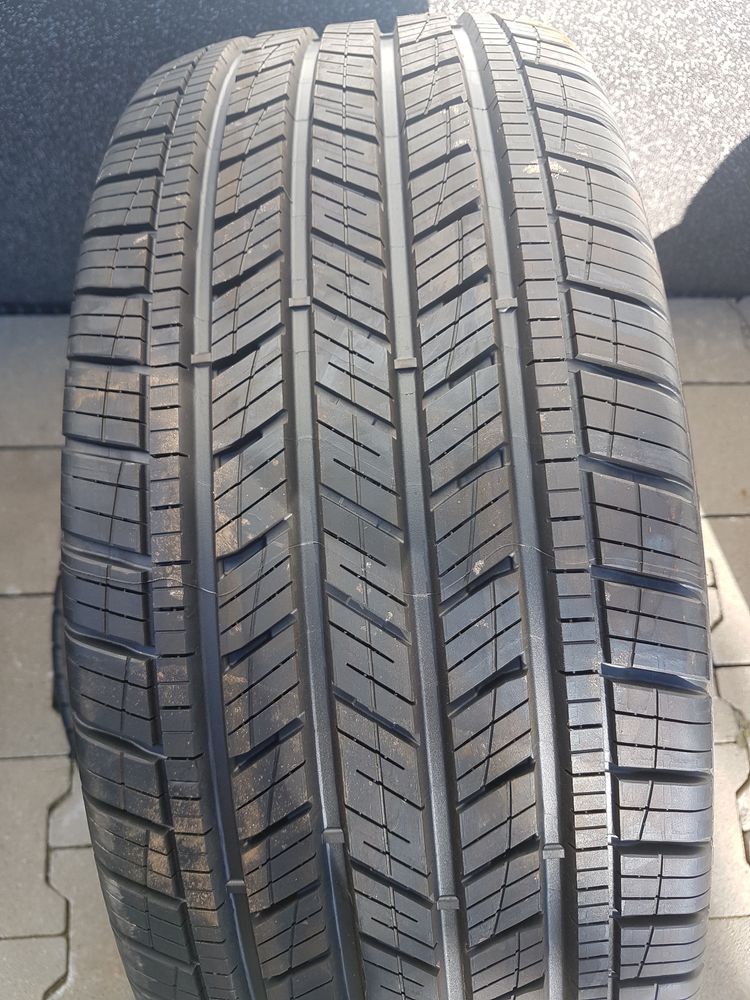 Goodyear Assurance 225 45 R 19 95H