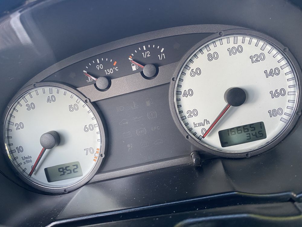volkswagen Pointer 2004