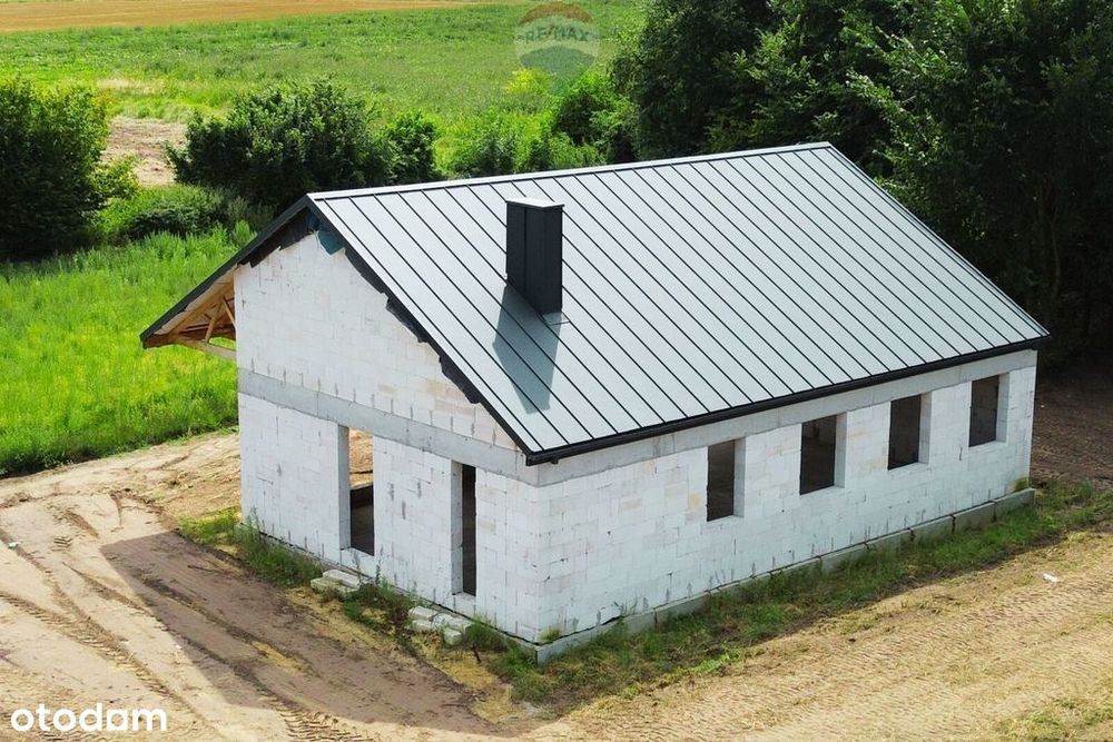 Dom w stanie surowym otwartym