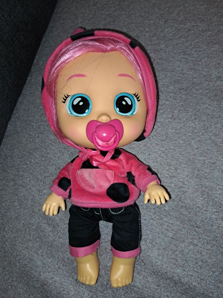 Lalka Cry babies IMC Toys  Biedronka wydająca dźwięki