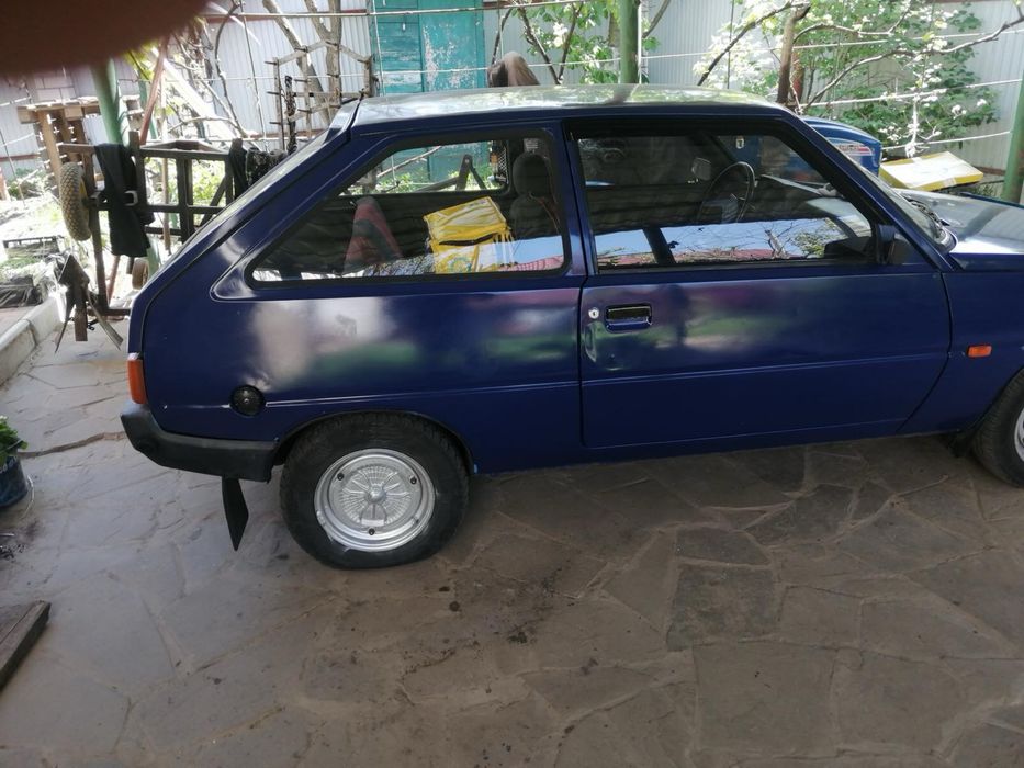 Заз таврия 1102.