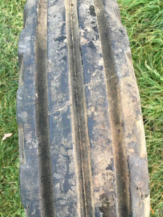 Koło kompletne do ciągnika c -330