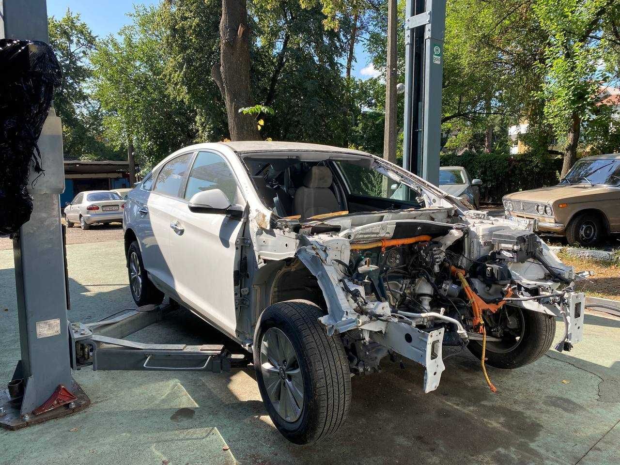 Разборка Hyundai Sonata LF Hybrid 2019 2.0L автозапчасти Соната