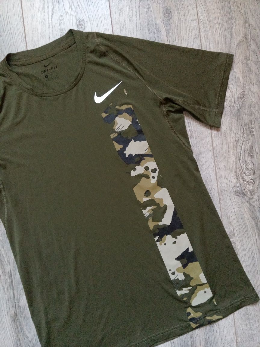 Nike Pro Dri-Fit футболка милитари камуфляж / М S