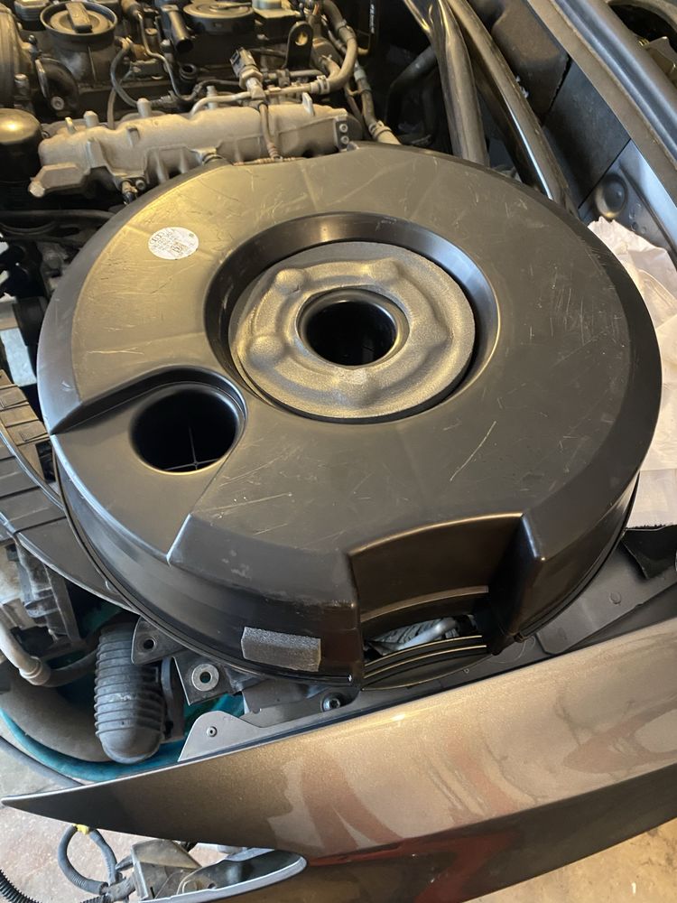 Динамік, Сабвуфер Audi A4 B9, A4 B8, A5 F5, Q5 80A, Q5 8R, A3 8V