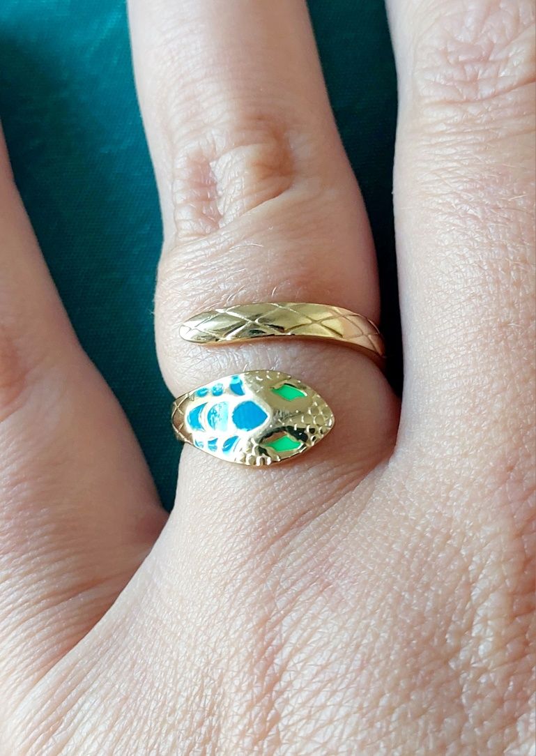 Anel aço inoxidável dourado com cobra