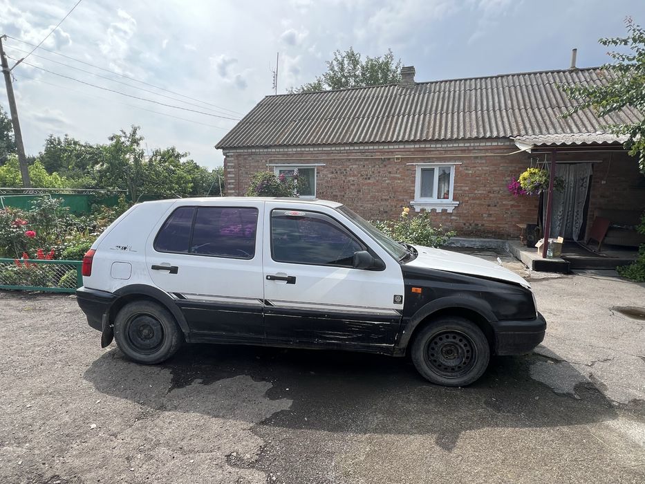 Продам Volkswagen Golf 1995 III покоління/Тур 1Н • 1.4 МТ (60 к.с.)