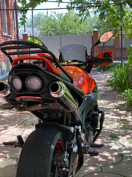 Мотоцикл Suzuki GSR600