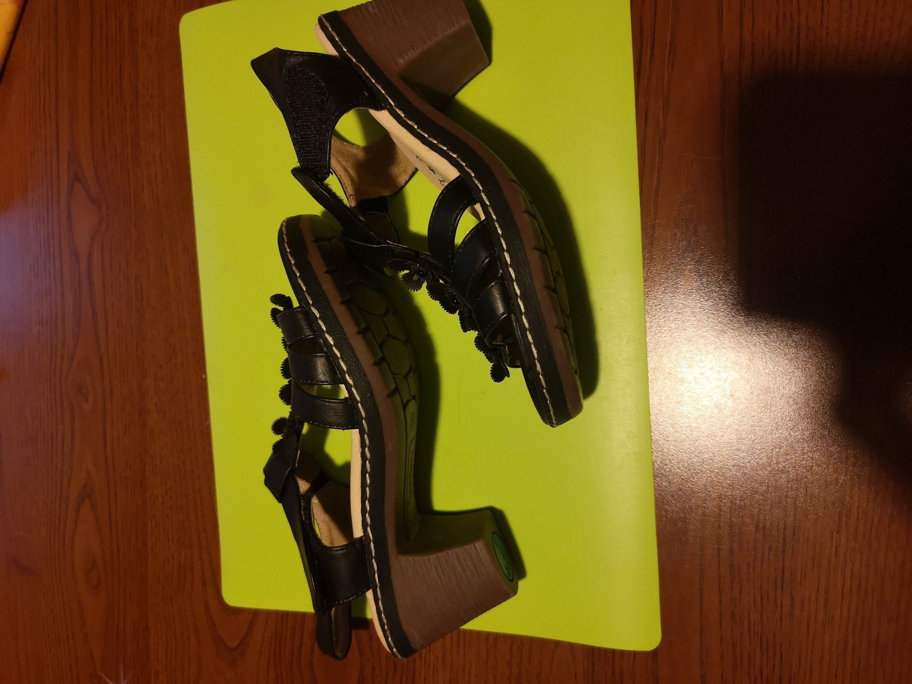 Footflexx Sandały damskie roz. 38 (24 cm) na obcasiku 7 cm