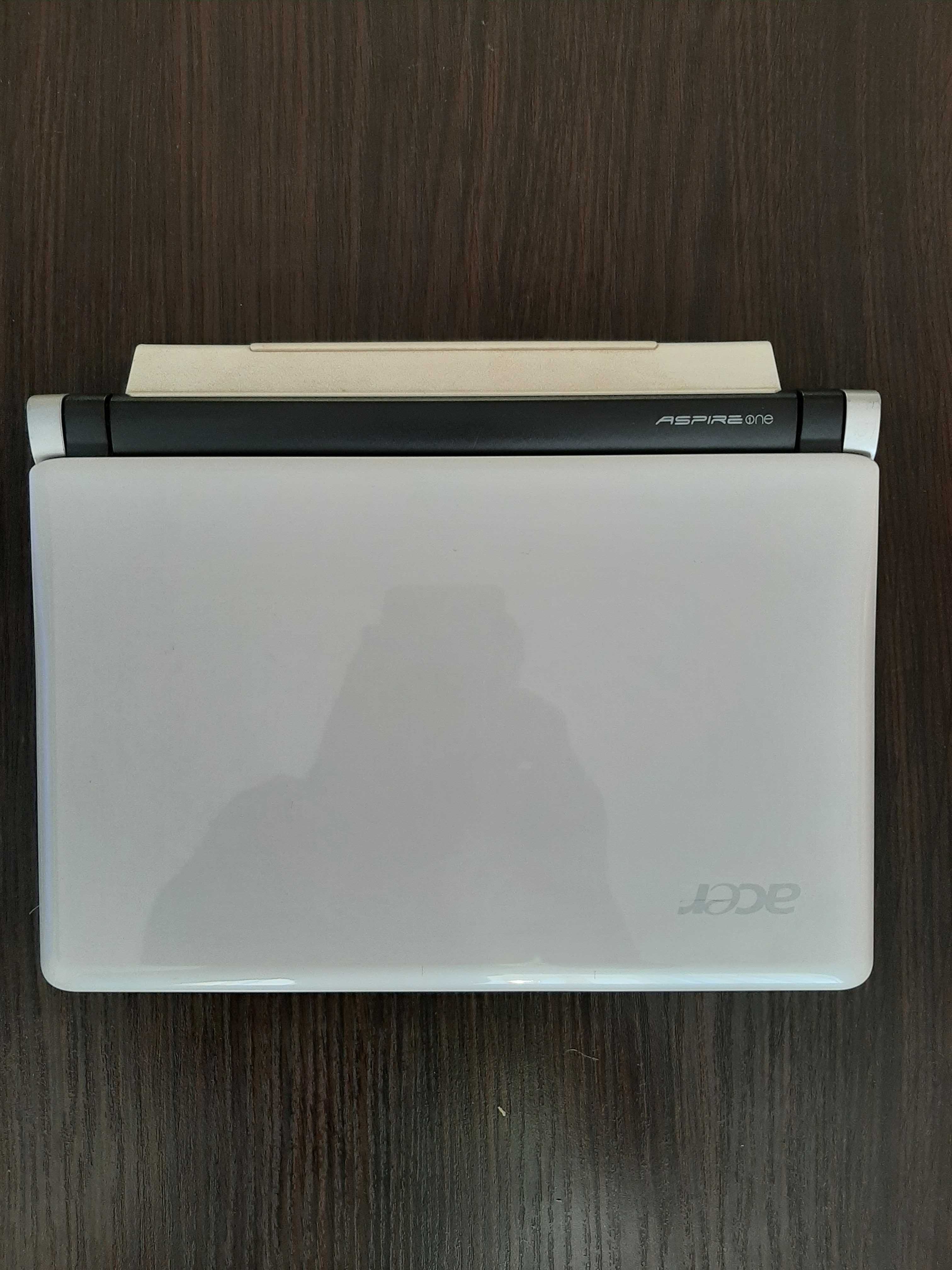 НЕТБУК   ACER Aspire one