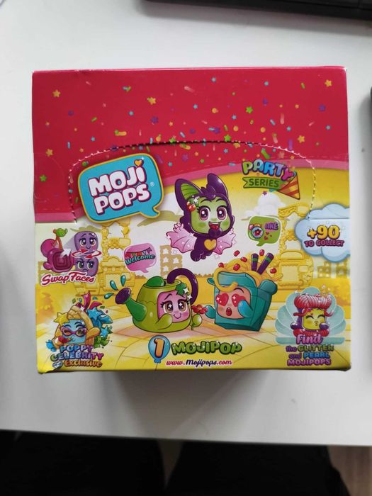 saszetki box 24 saszetek figurek moji pops mojipop seria party series