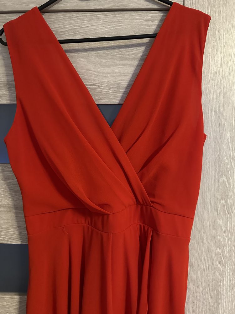 Sukienka asymetryczna z trenem czerwona Aurelia A1167