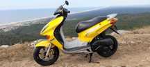 Honda  X8R  impecável
