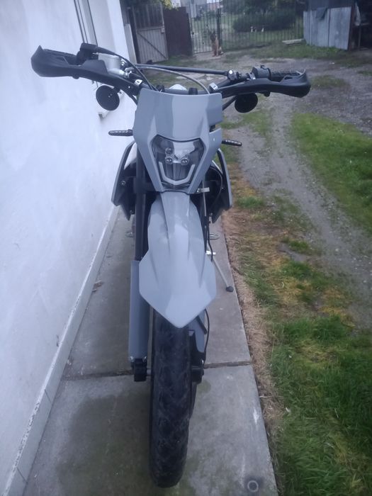 Продам кові адванс 250