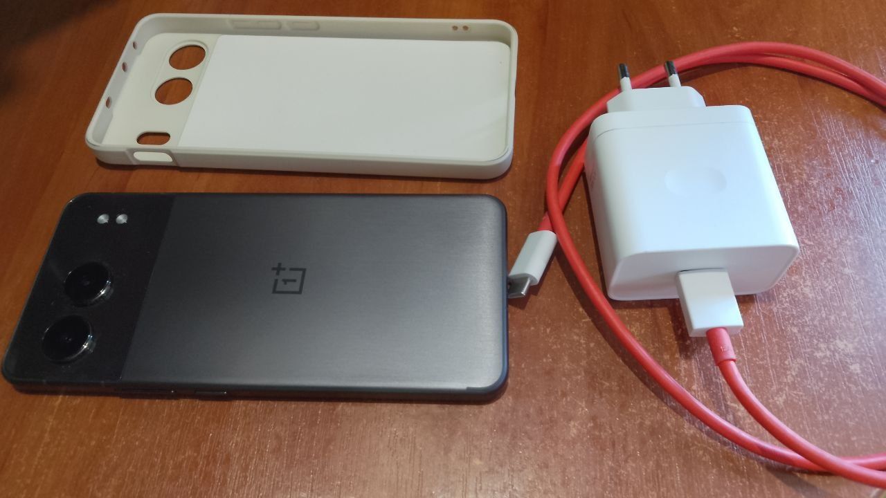 One plus nord 4 колір obsidian midnight