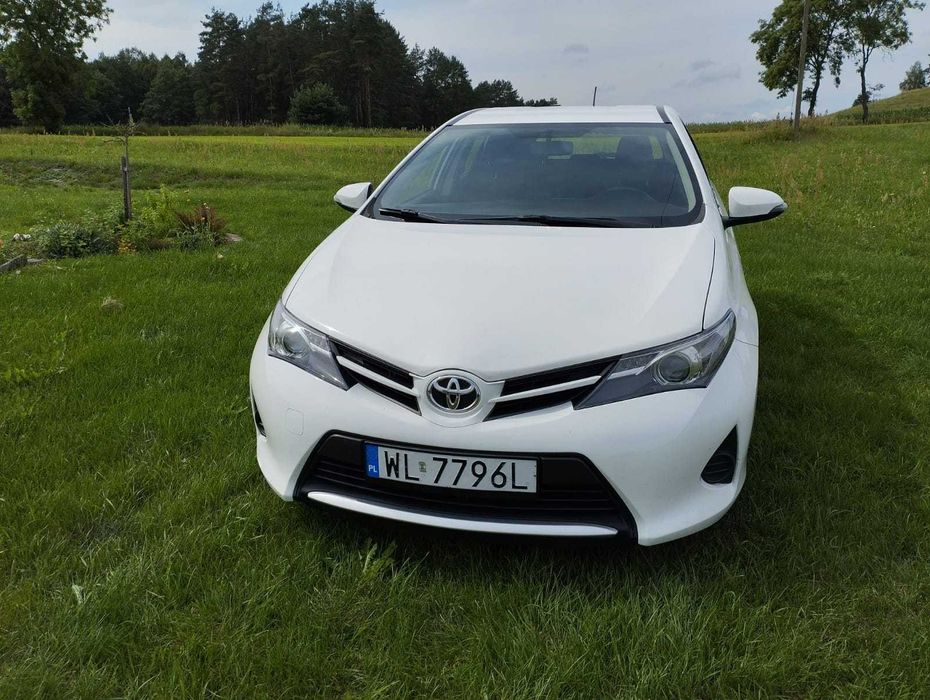 Toyota AURIS kombi