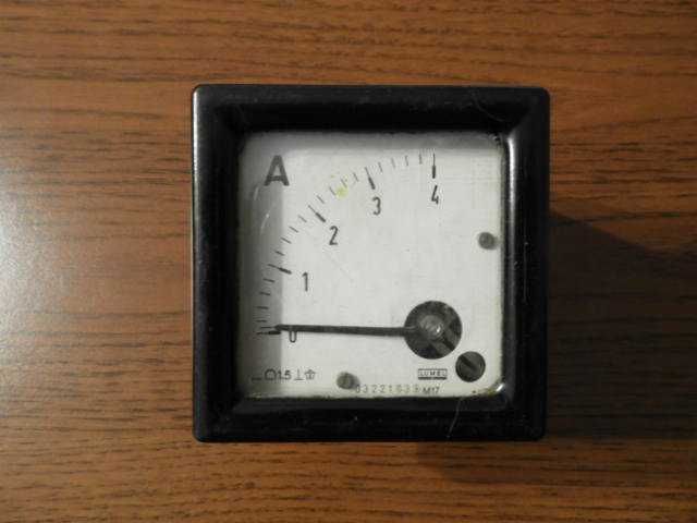 Amperomierz LUMEL - 0-4A