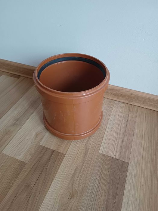 Łącznik kanalizacyjny rury PCV PVC 200mm