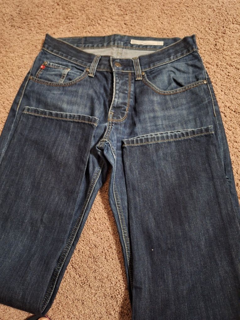 Spodnie męskie jeansowe32/32,33/32,34/32.