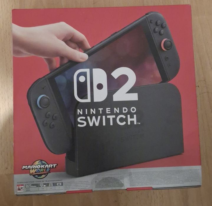 Consola Nintendo Switch 2 com o jogo Mario Kart World incluído